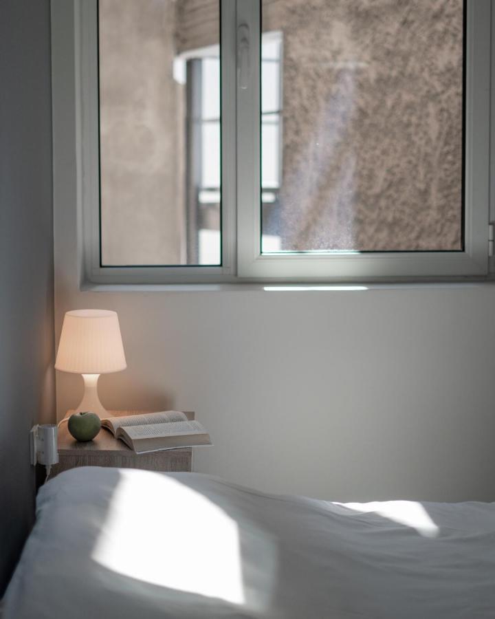 Modern, Quite 1-Bdr Apt 5 Min Walk To Acropolis Афины Экстерьер фото